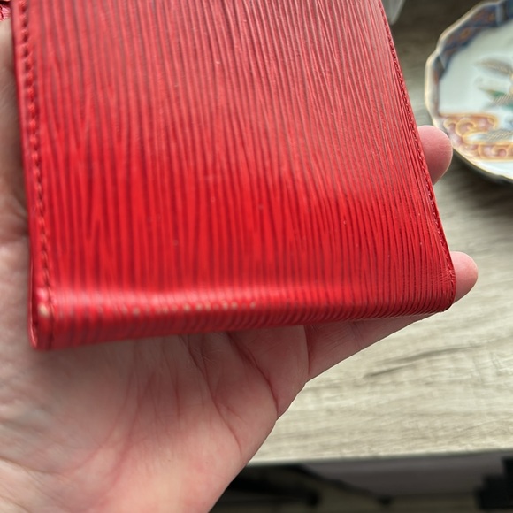 🔥 EUC AUTHENTIC RED EPI  WALLET - Picture 9 of 9